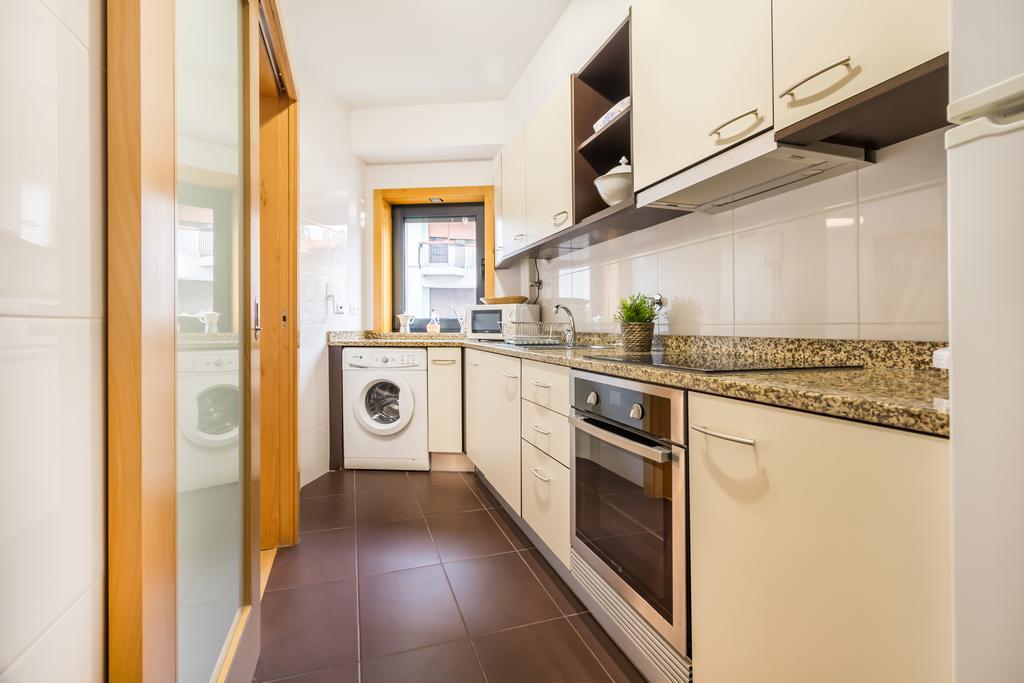 Camoes Executive Flat Apartment Порто Екстериор снимка